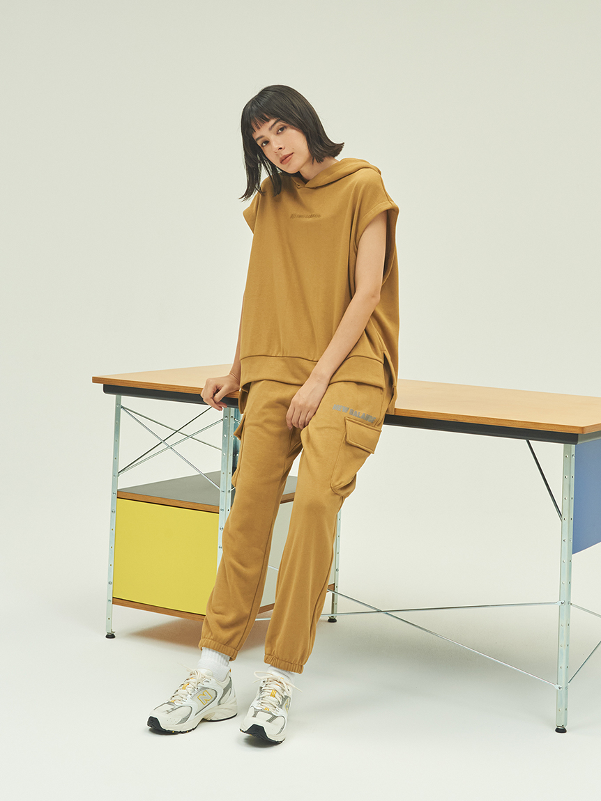 【New Balance for emmi】NB Logo Jogger Pants