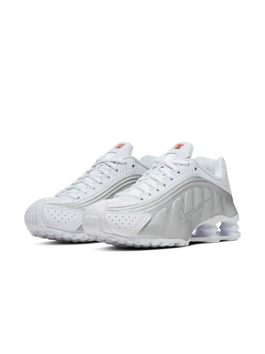 NIKE】SHOX R4(スニーカー)｜シューズ｜emmi（エミ）の通販
