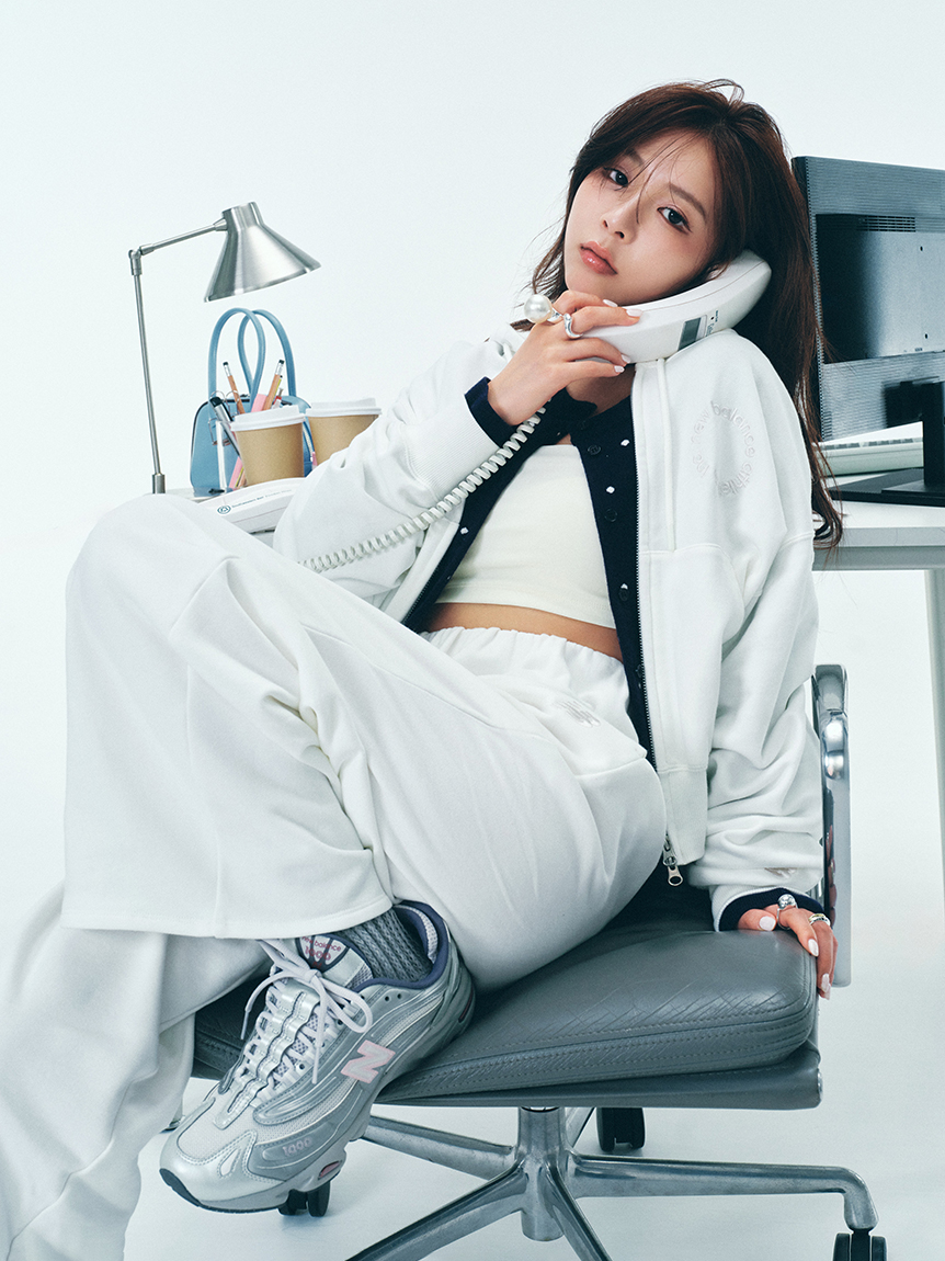 【新品未使用】emmi エミ☆メランジニットジャケット WHT New Balance for emmi】MET24 Short Jacket(ジャケット