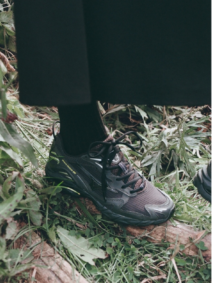 【emmi｜Mizuno】WAVE RIDER 10 Wave Rider 10 Sportstyle Sneaker, Snow White/Slate