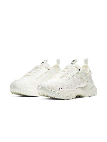 NIKE テックヘラ　emmi コラボ NIKE meets emmi】TECH HERA（スニーカー）｜NIKE（ナイキ