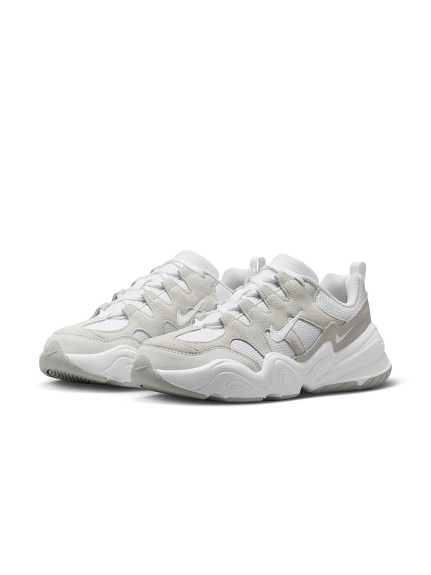 NIKE】TECH HERA(スニーカー)｜シューズ｜emmi（エミ）の通販
