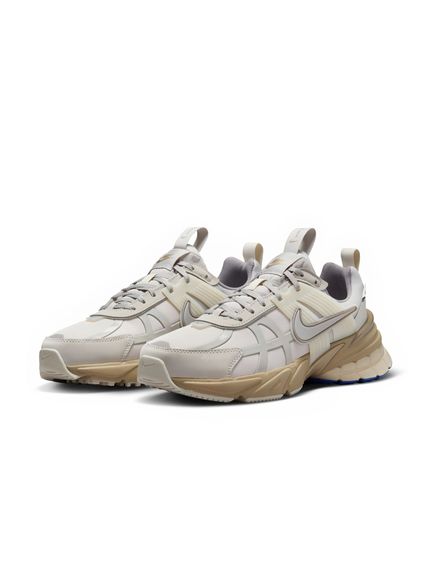 NIKE】V2K RUN GTX(スニーカー)｜シューズ｜emmi（エミ）の通販