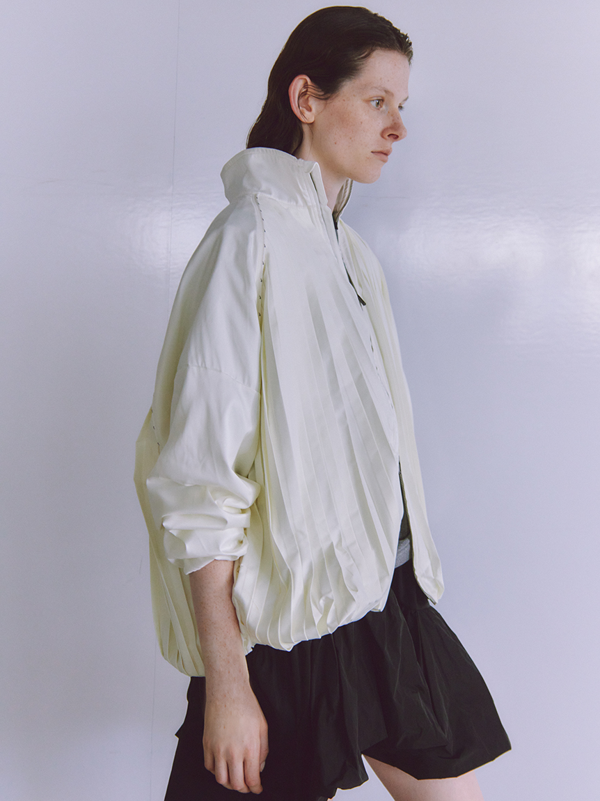 【NIKE】PLEATD TRK JKT