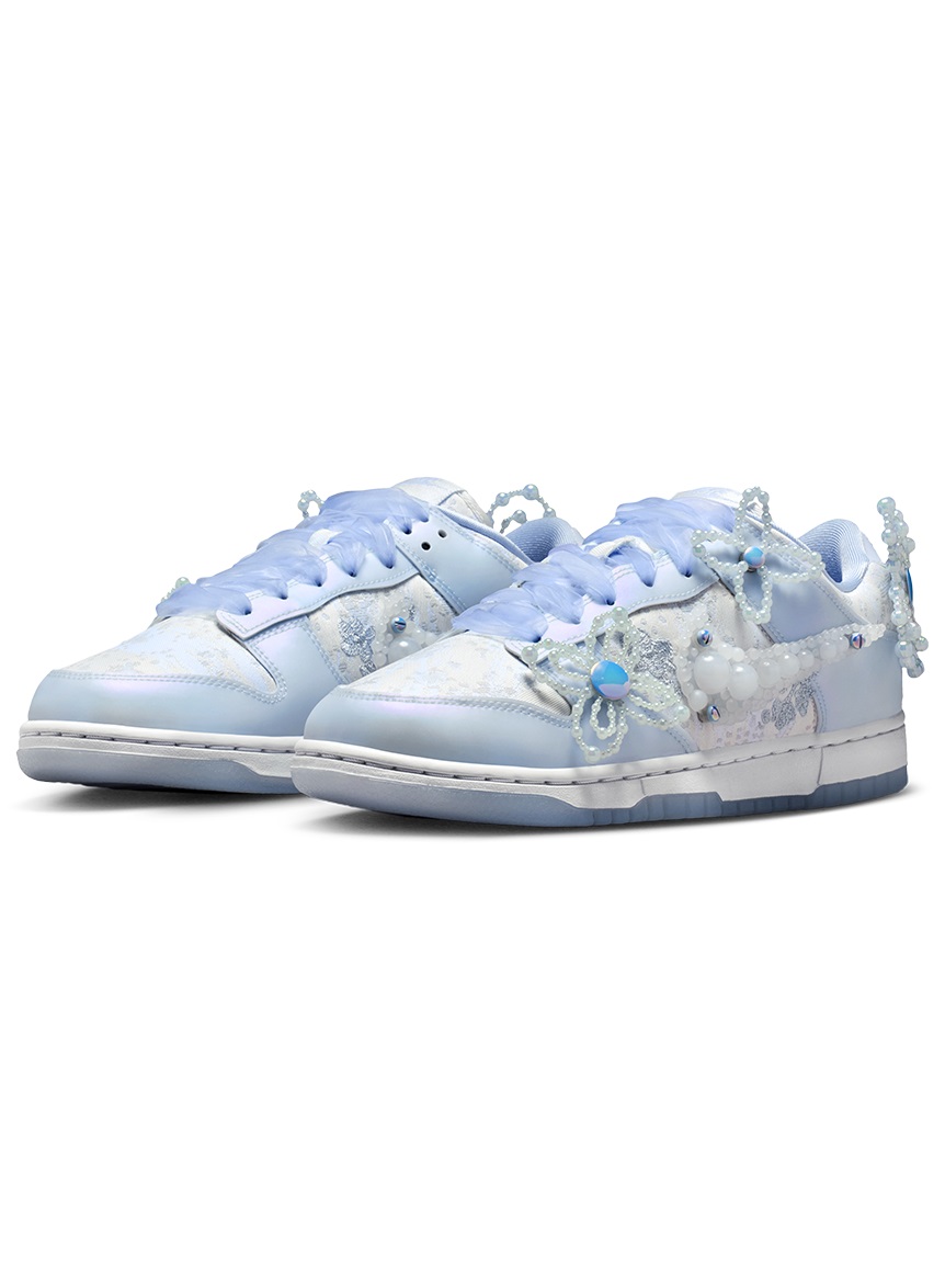 NIKE(ナイキ)｜emmi（エミ）の通販サイト 【公式】