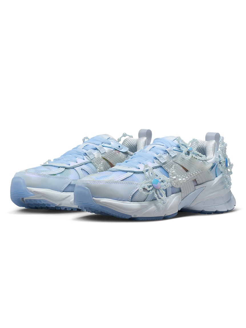 限定値下げ　NIKE meets emmi V2K RUN ナイキ　エミ NIKE meets emmi】V2K RUN(スニーカー)｜シューズ｜emmi（エミ