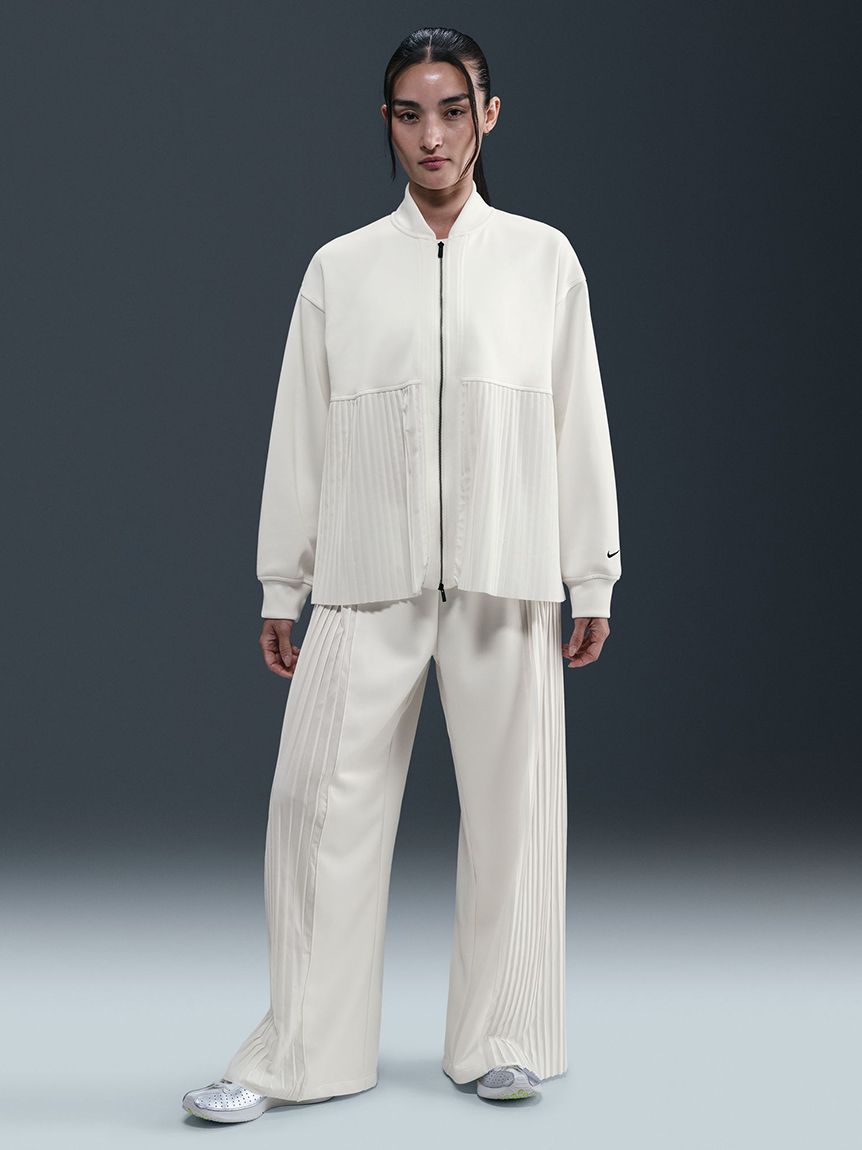 NIKE】PLEATED JKT(ジャケット)｜アウター｜emmi（エミ）の通販サイト