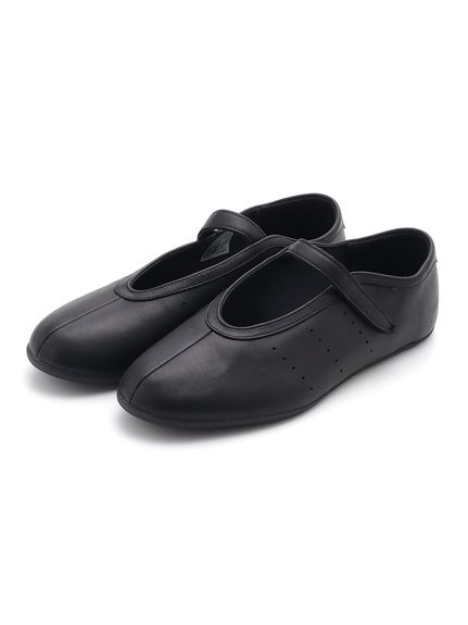adidas(アディダス) 通常商品のアイテム｜emmi（エミ）の通販サイト