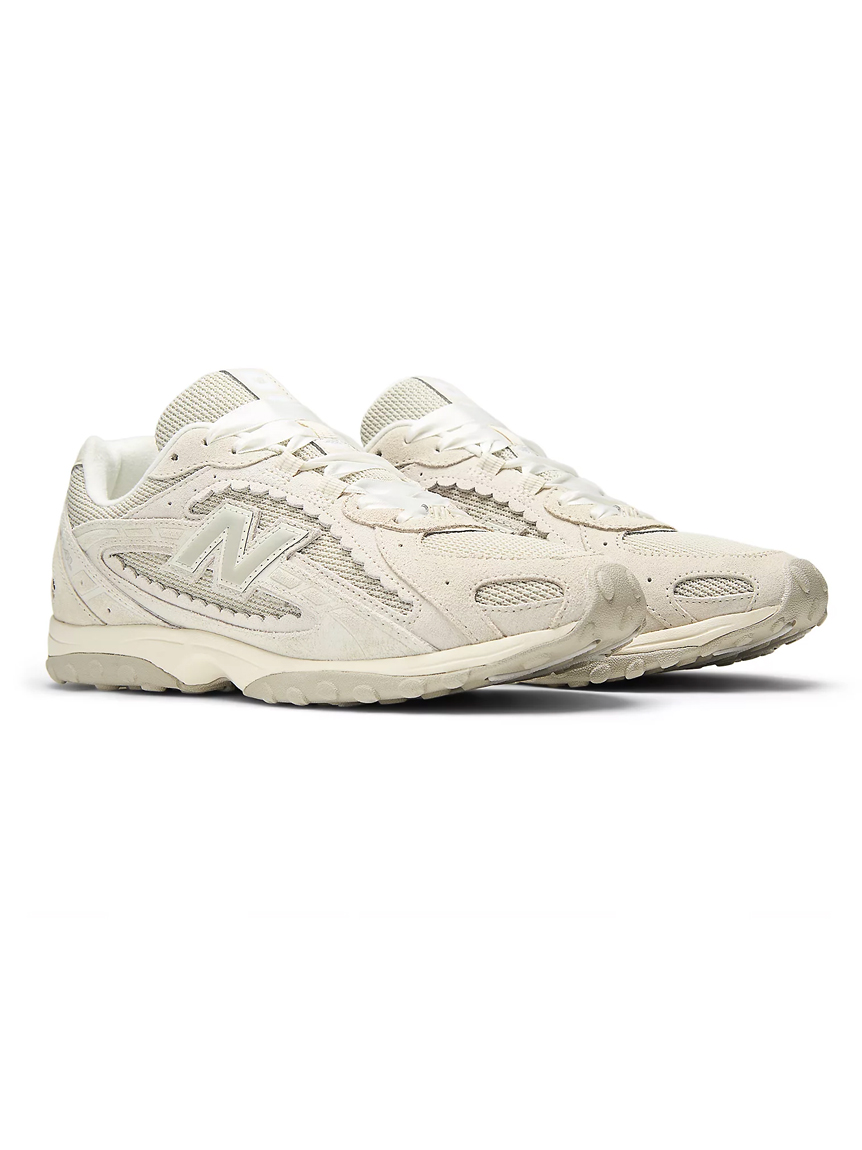 emmi newbalance W5740 スニーカー emmiがブランド10周年を記念してNew Balanceとのスペシャルな別注