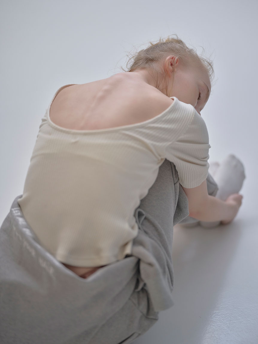 ハーフスリーブリブトップス(カップ付き)