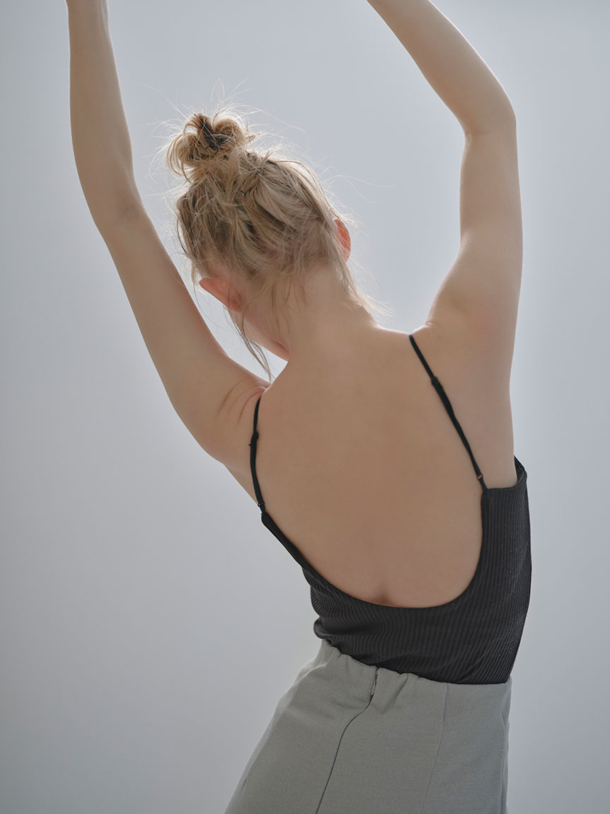 バックオープンリブキャミソール(その他)｜emmi（エミ）の通販サイト