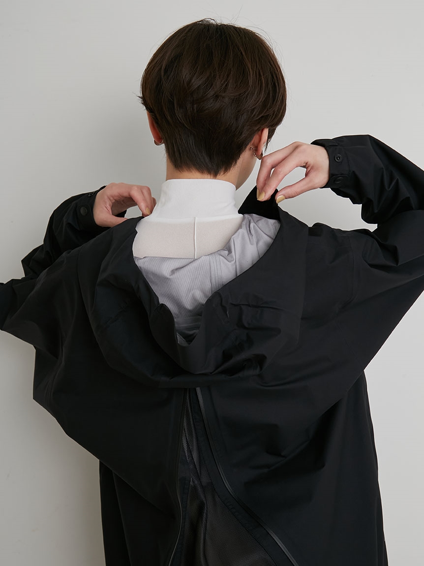 emmi×Karrimor】versatile A/C pullover W's(マウンテンパーカー