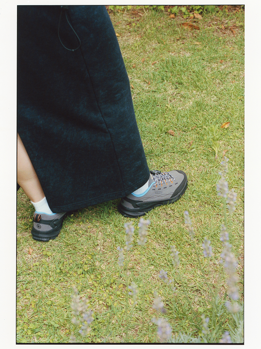 emmi×KEEN】JASPER ZIONIC(スニーカー)｜シューズ｜emmi（エミ