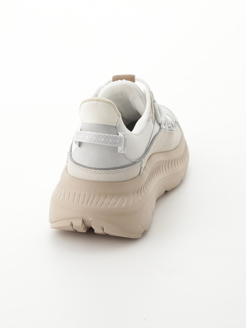 【UGG for emmi】CA805 V2 Remix 新品　VERY 掲載