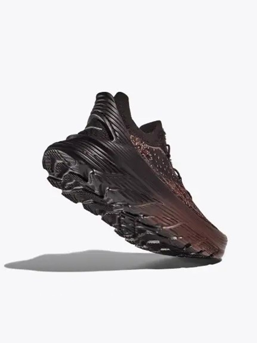 HOKA ONE ONE】RESTORE CHUKKA Paria Farzaneh(スニーカー