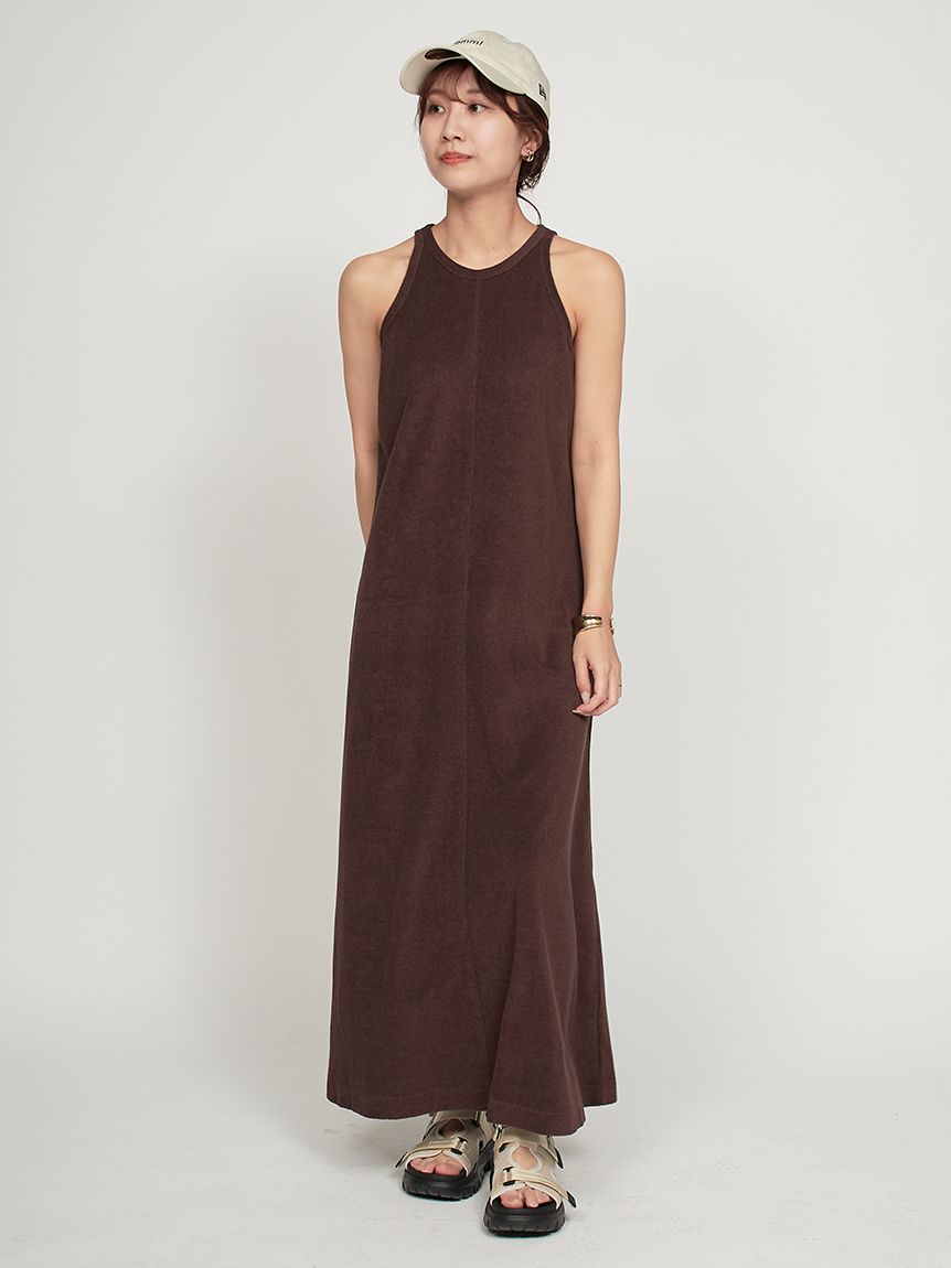 美品 エミ⭐︎ロングワンピース【1】ノースリーブ 前後スリット シンプル パッド付き 】バックストラップサイドシャーリングスリット