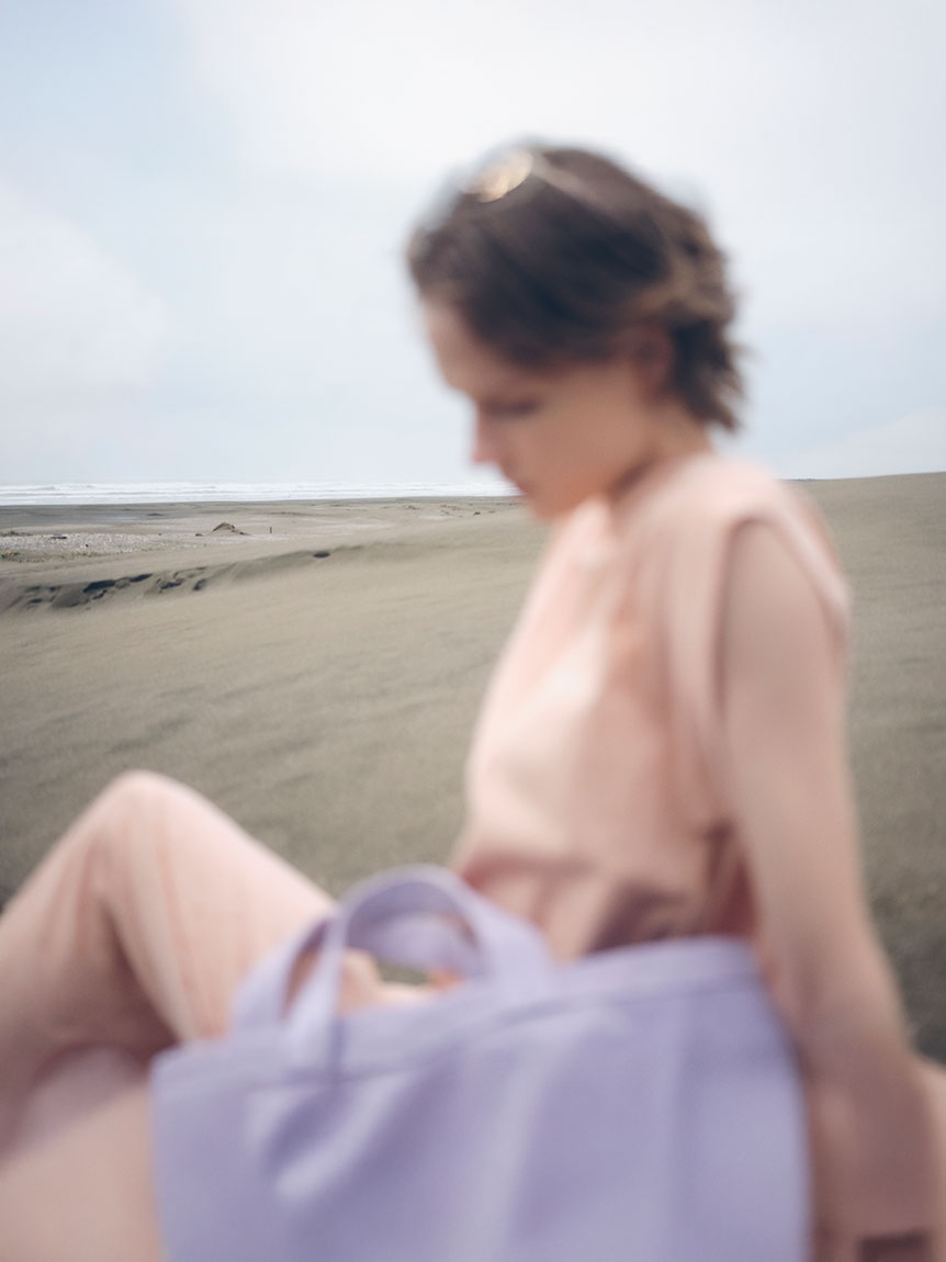 emmi★UpDRIFT emmiロゴワンピース　2025年春夏 emmi×ecostore】UpDRIFT emmiロゴワンピース(カットワンピース