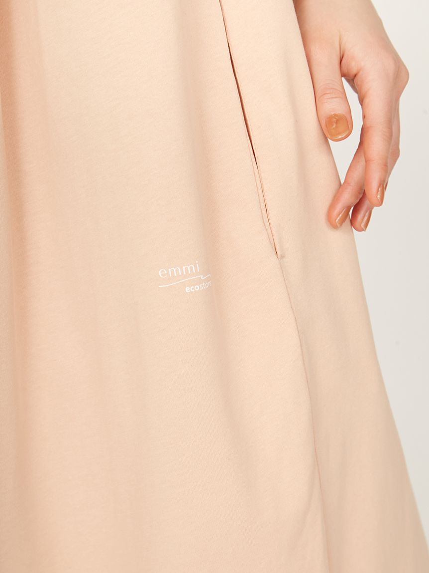 emmi×ecostore】UpDRIFT emmiロゴワンピース(カットワンピース