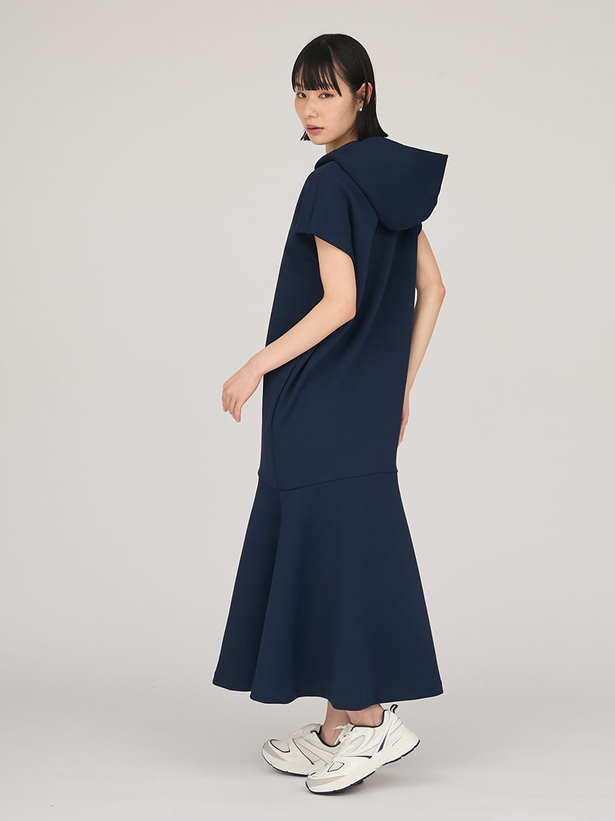 極美品　ケイミー　Ｉライントリミングワンピース　ロゴデザイン　近年モデル　M 幾何柄レースキャミワンピース/洗える(ワンピース) | MK MICHEL