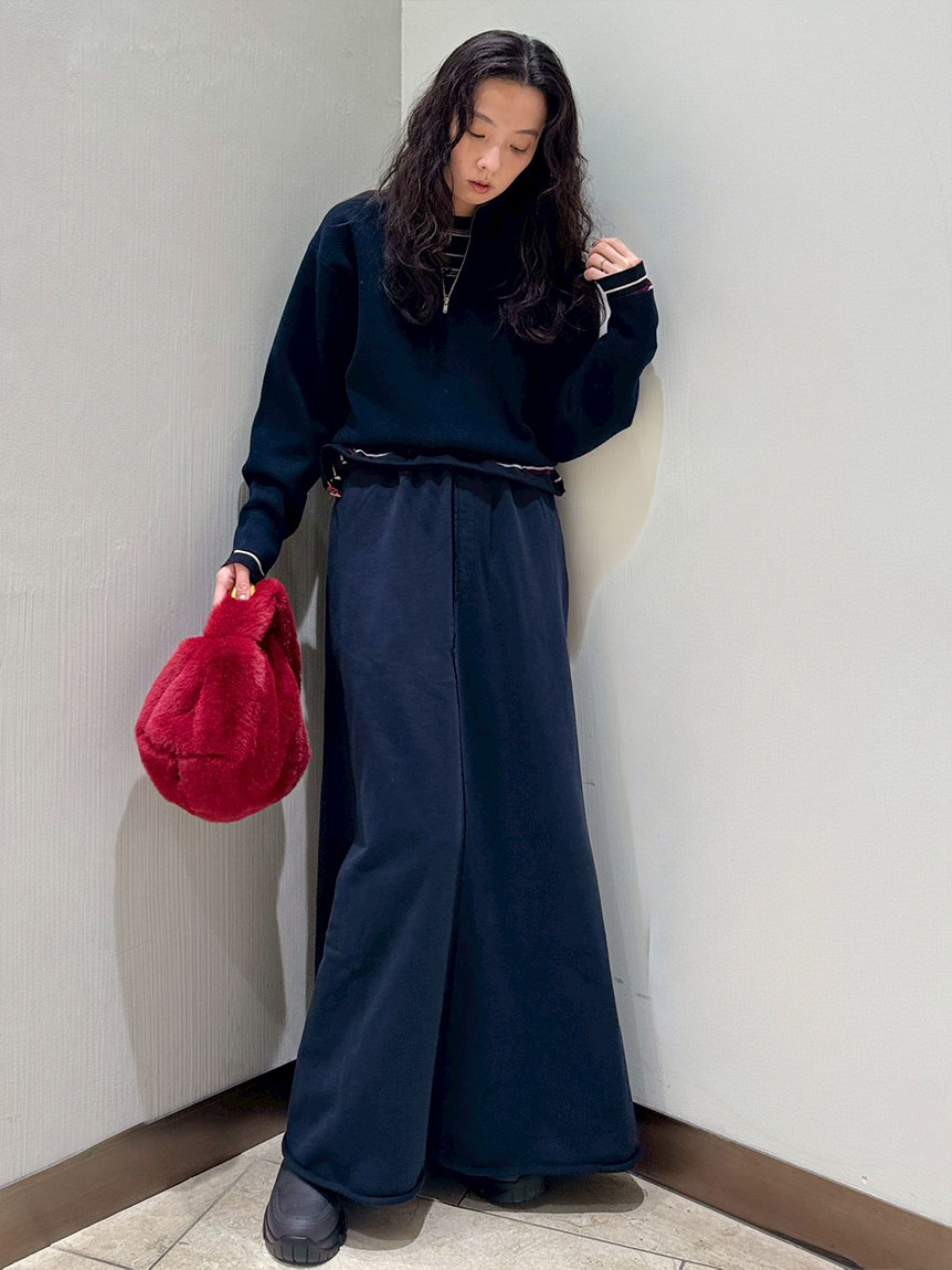 V12 ブラック スウェットスカート V12 ブラック スウェットスカート