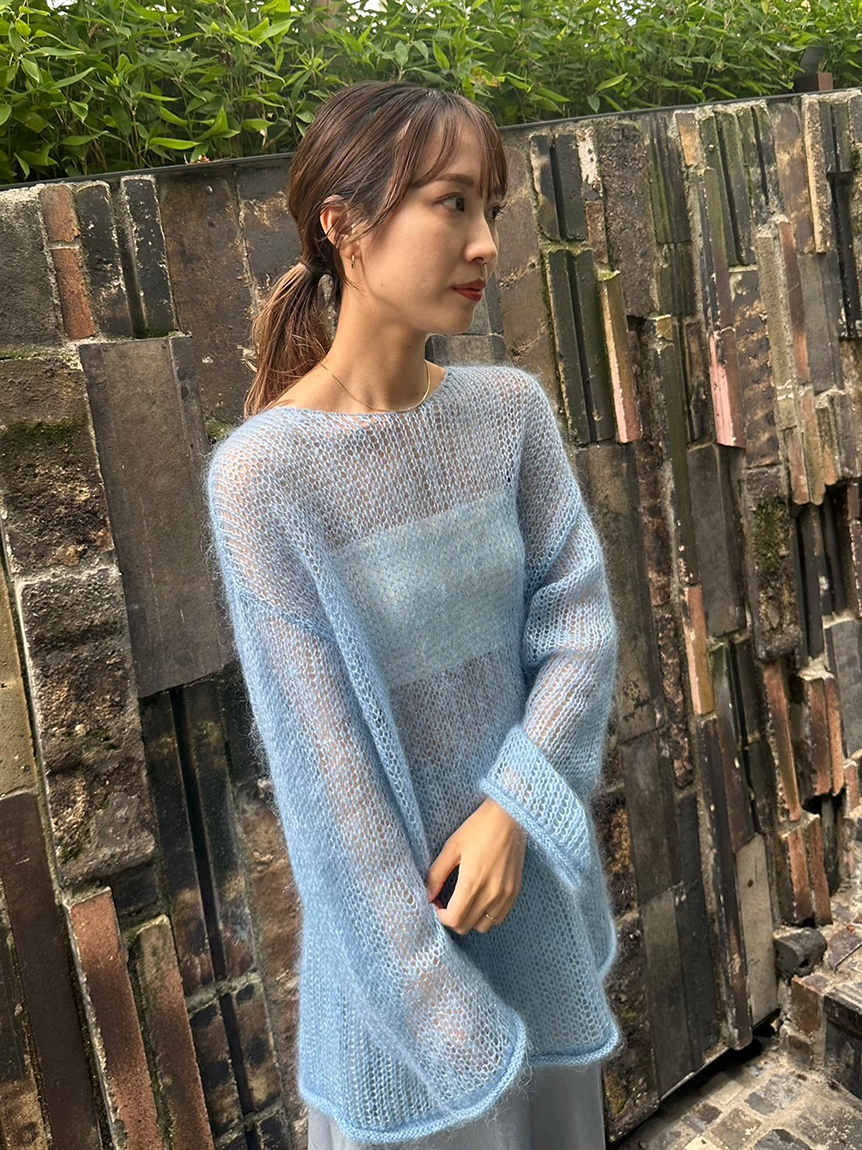好評 emmi atelier】シームレスインナーベアトップ(チューブ・ベア 小物