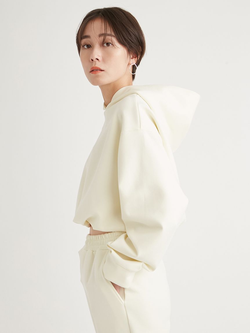 emmi（エミ）の「【emmi atelier】ecoダンボールフーディーワンピース（ワンピース）」 - WEAR