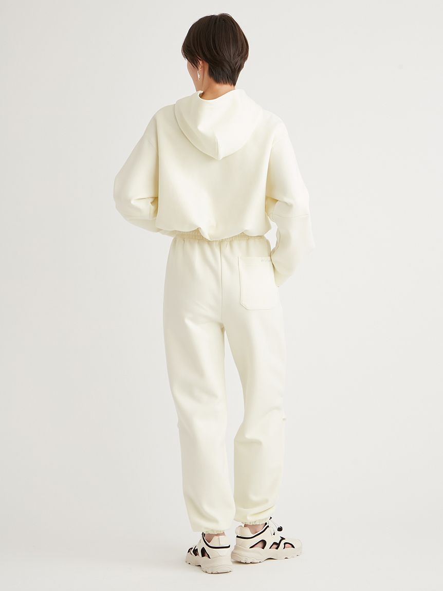 emmi（エミ）の「【emmi atelier】ecoダンボールフーディーワンピース（ワンピース）」 - WEAR