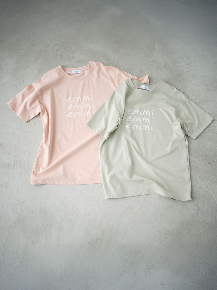 エミ emmi×ecostore UpDRIFT emmiロゴTシャツ emmi emmi tシャツ 「10th」「ONLINE限定カラー」eco emmiロゴTシャツ