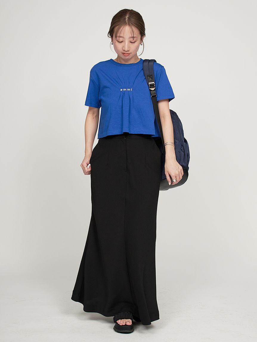 emmi×PlaX（TM）】クロップドemmiロゴTシャツ(Tシャツ