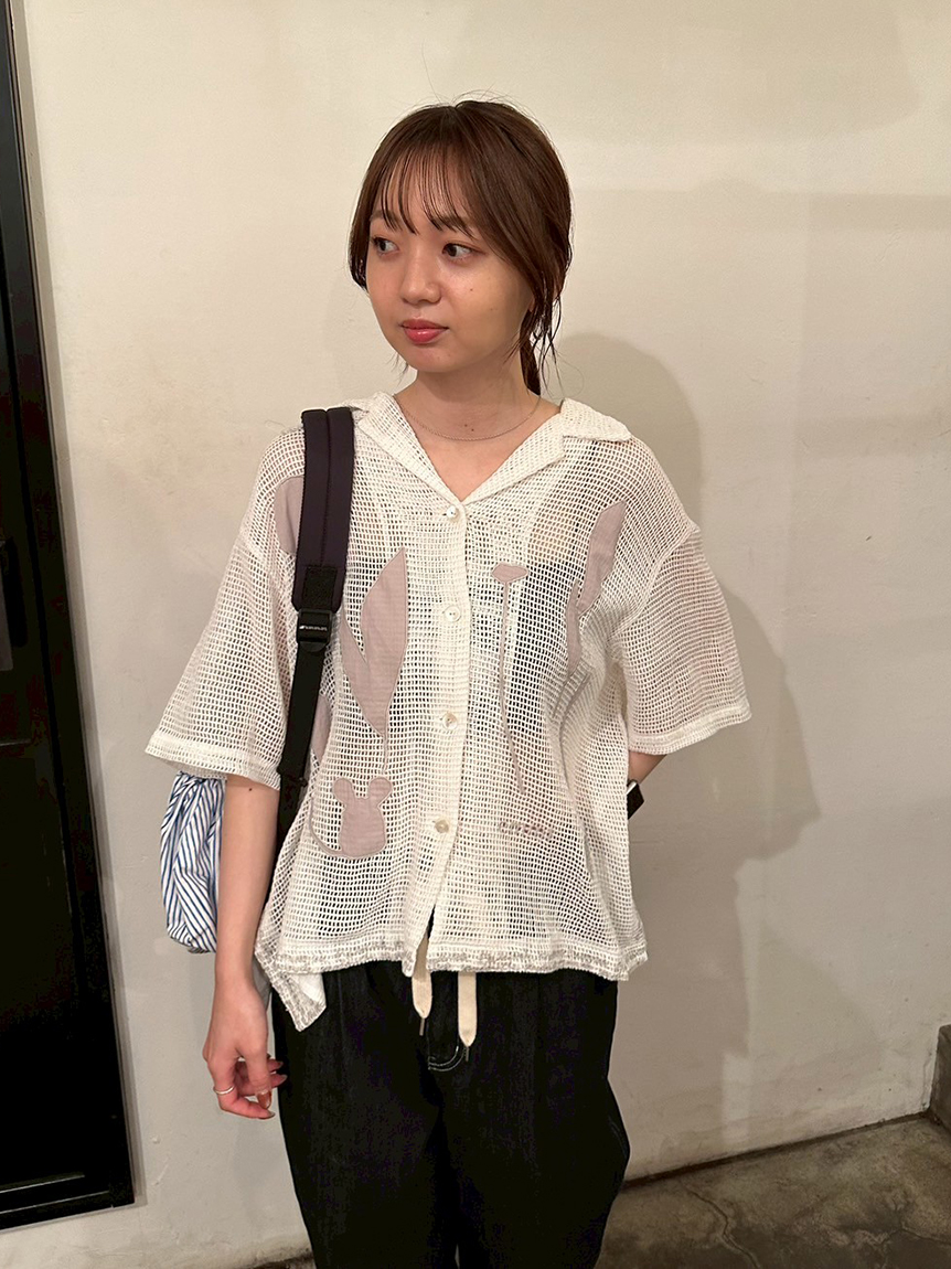 即日発送【emmi×Leo Lionni】 メッシュシャツ　ブラック0サイズ新品 emmi×Leo Lionni】 メッシュシャツ(シャツ・ブラウス)｜トップス