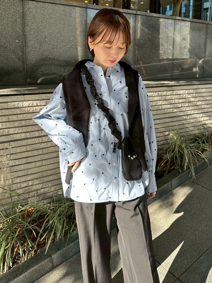 HEART】 ハート刺繍ベーシックシャツ(シャツ・ブラウス)｜トップス