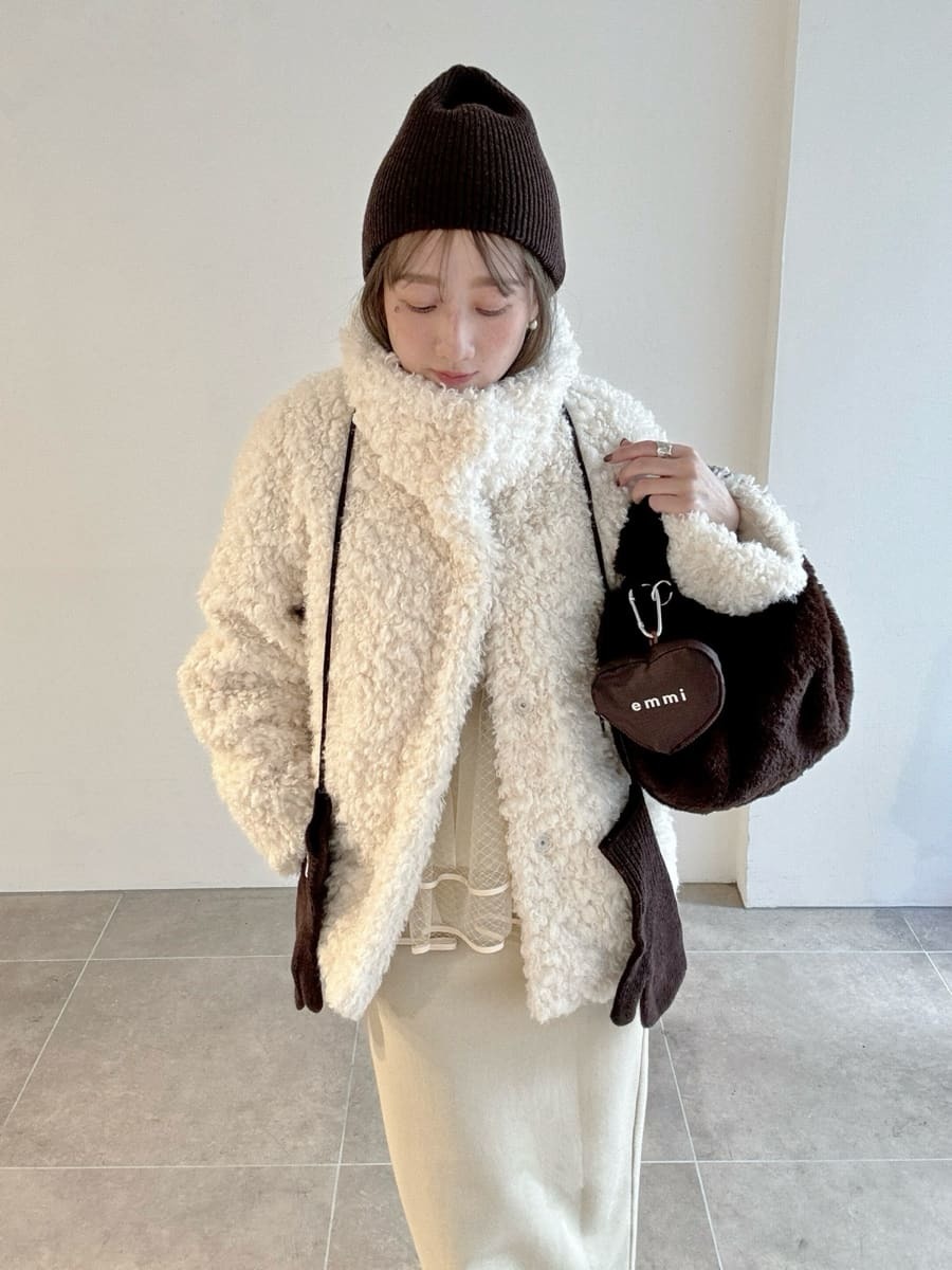 ボリュームボアコート(コート)｜アウター｜emmi（エミ）の通販サイト