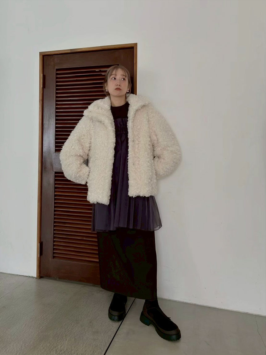 ボリュームボアコート(コート)｜アウター｜emmi（エミ）の通販サイト