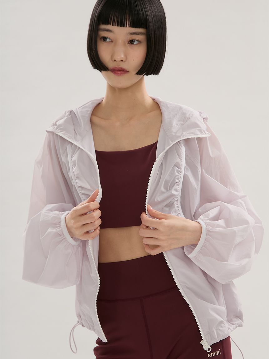 ONLINE限定カラーあり】ギャザーディテールナイロンブルゾン