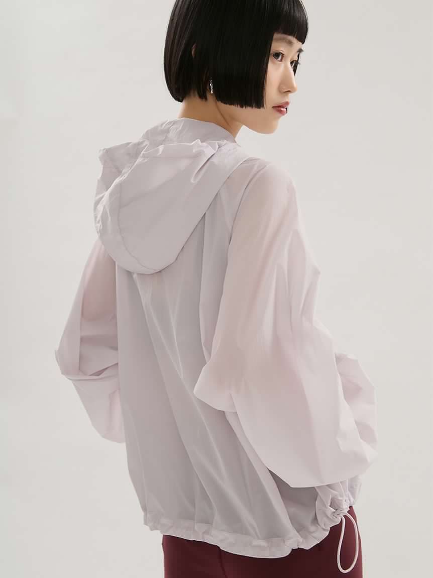 ONLINE限定カラーあり】ギャザーディテールナイロンブルゾン