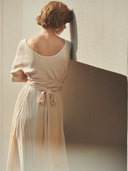 Emmi Atelier ニットドッキングワンピース マキシ ロングワンピース ワンピース Emmi エミ の通販サイト 公式