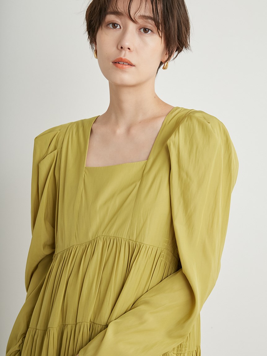 Emmi Atelier ボリュームスリーブワンピース マキシ ロングワンピース ワンピース Emmi エミ の通販サイト 公式