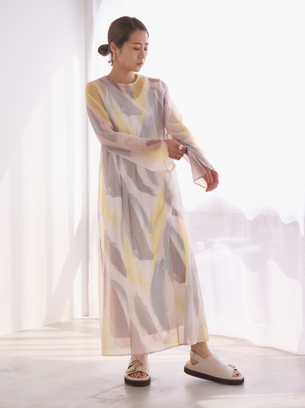 emmi atelier】シースルーオリジナルプリント柄ワンピース(マキシ