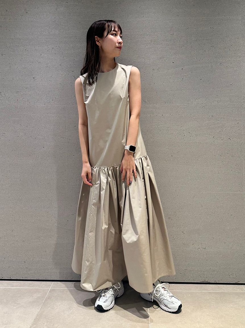 emmi エミ atelier フーディーカットワンピース 長袖