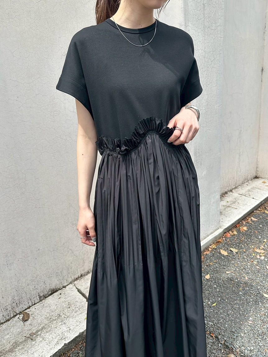 カットドッキングプリーツワンピース(マキシ・ロングワンピース カットドッキングプリーツワンピース(マキシ・ロングワンピース