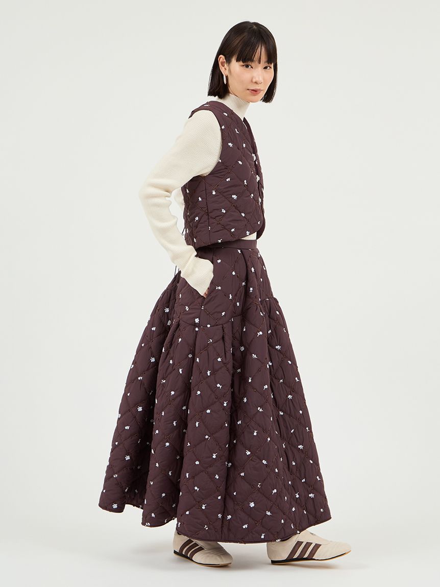 フラワーエンブロイダリーキルティングスカート(ロングスカート