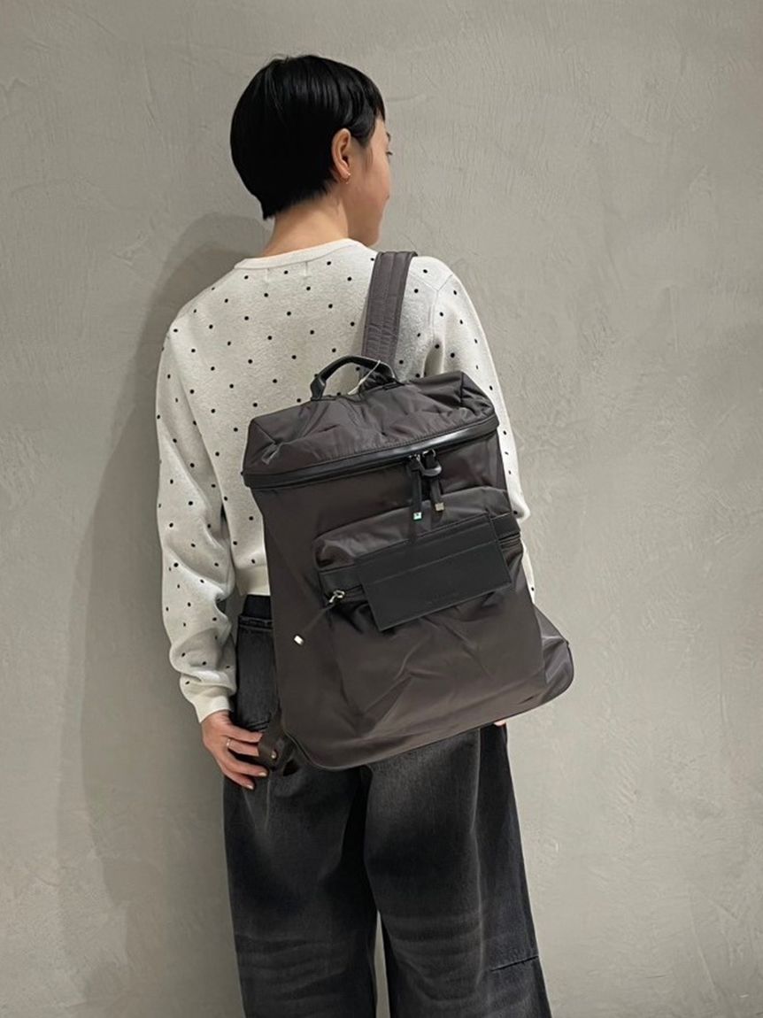 【emmi atelier/美品】eco 撥水ベーシックバックパック　グレー emmi atelier】eco 撥水ベーシックバックパック（バックパック