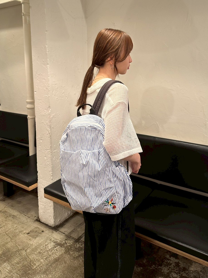 emmi×Leo Lionni】撥水 ワッペンギャザーボディーバックパック