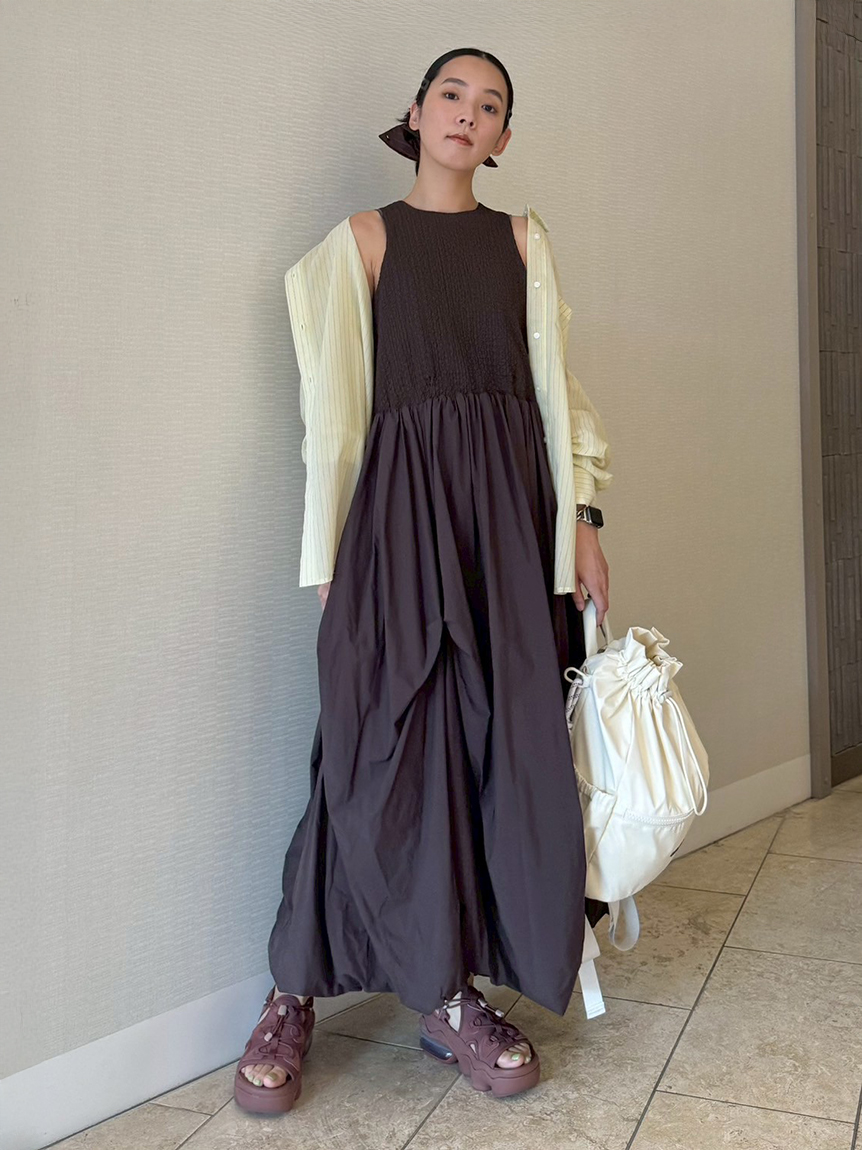 【美品】emmiブラックナイロンバックパック 限定カラー】撥水 emmiロゴマルチバックパック（リュック