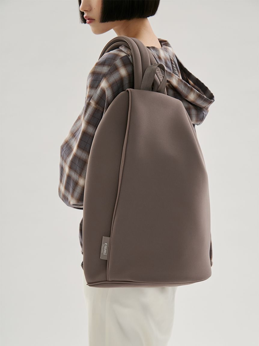 ネオプレーン2wayボディバックパック(バックパック)｜バッグ｜emmi