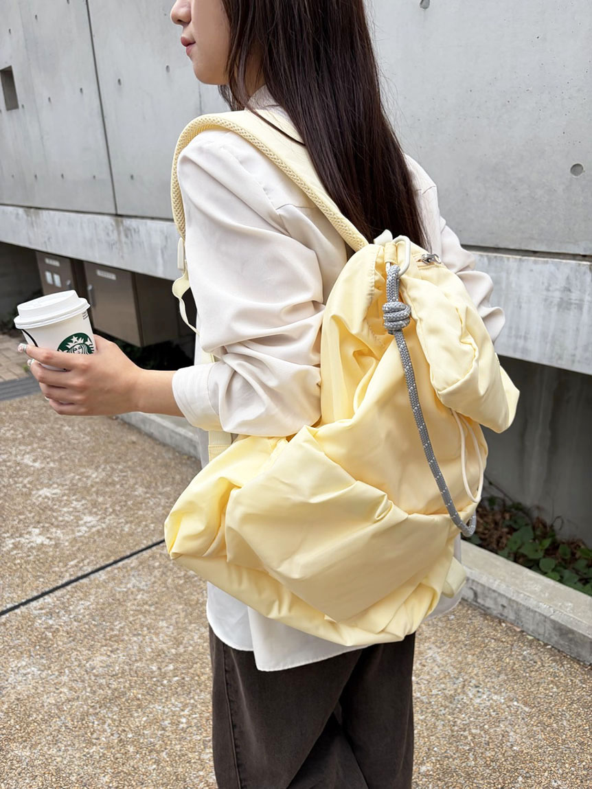 ONLINE限定カラーあり】マルチユースバックパック(バックパック
