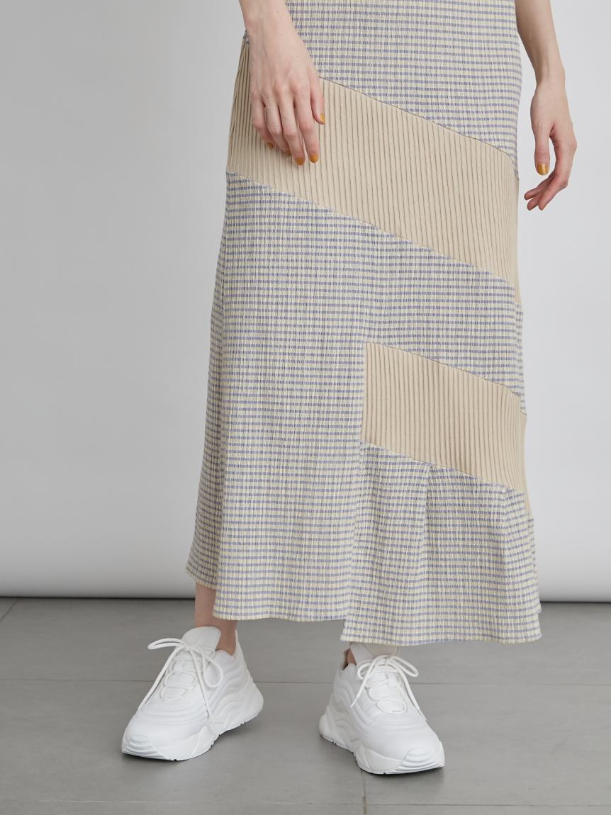 emmi atelier】チェック切り替えワンピース(マキシ・ロングワンピース)|ワンピース|emmi(エミ)の通販サイト 【公式】 emmi atelier】チェック切り替えワンピース(マキシ・ロングワンピース)|ワンピース|emmi(エミ)の通販サイト 【公式】