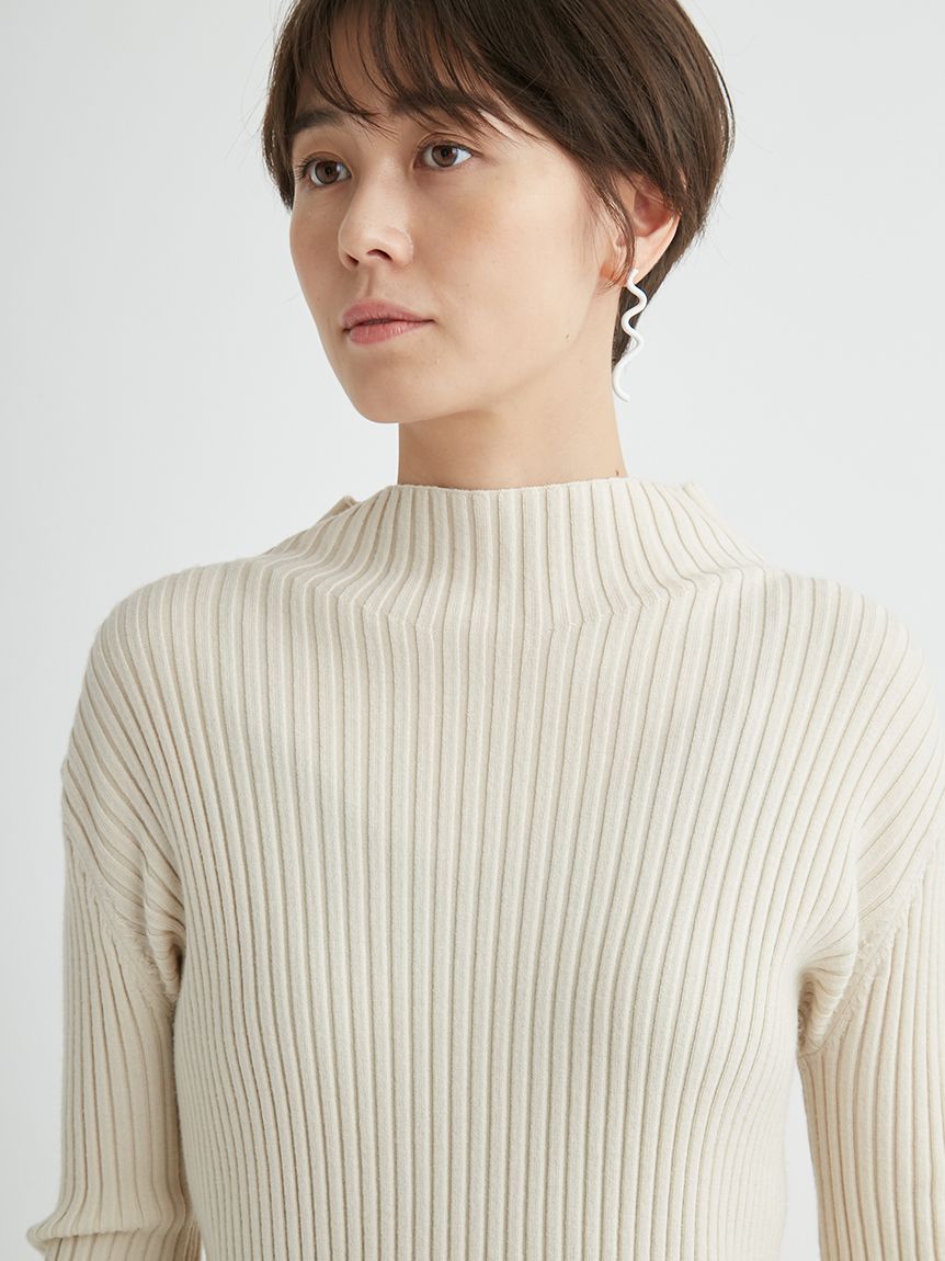 emmi（エミ）の「【emmi atelier】カシミヤハイネックニットプル