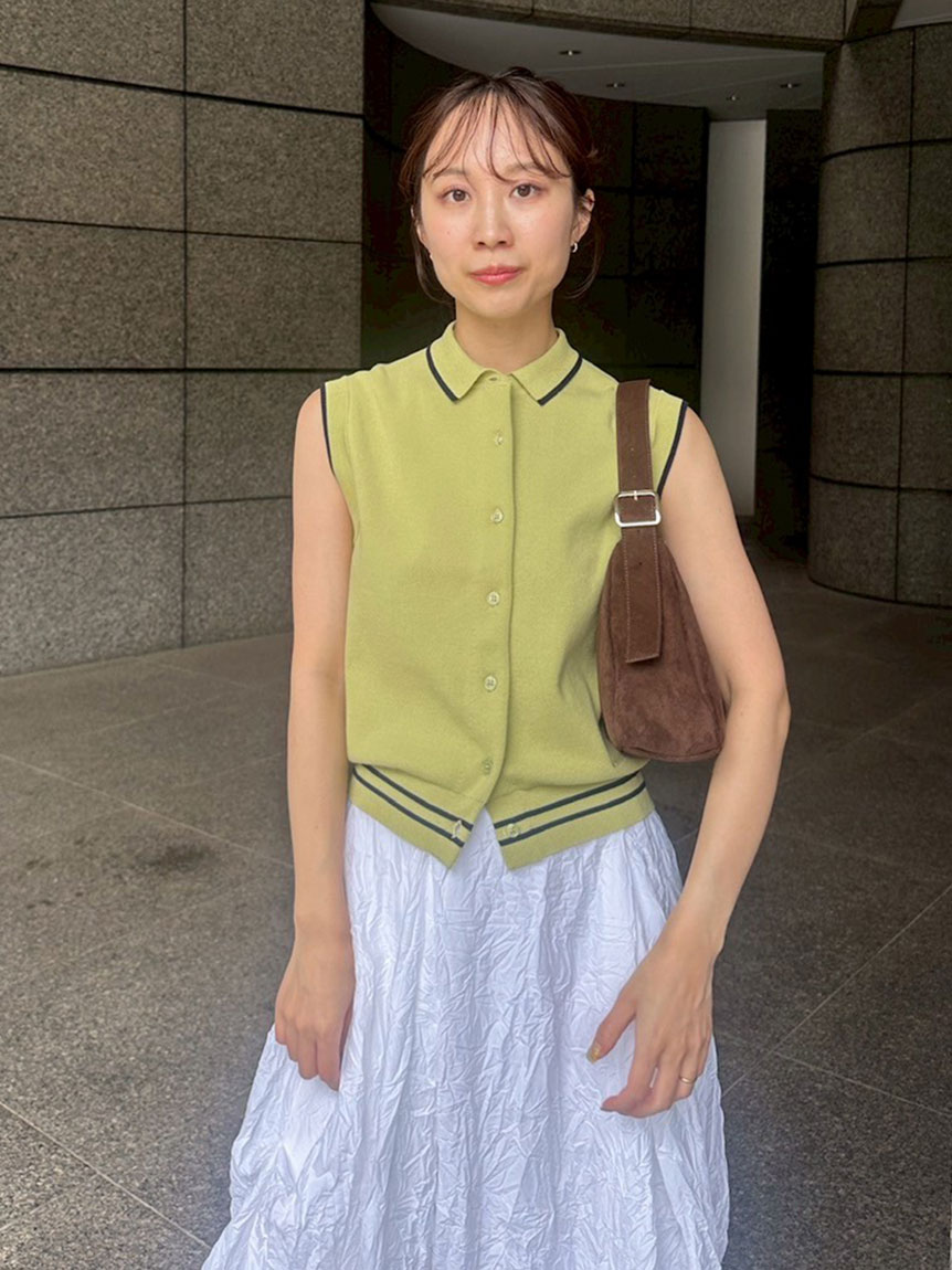 襟付きニットベスト(ジレ/ベスト)｜アウター｜emmi（エミ）の通販