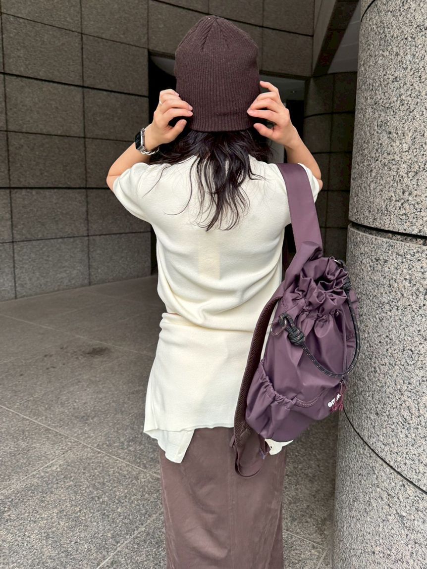 emmi アンサンブルニット　ブラック emmi ニット セーター emmiロゴアンサンブルニットトップス